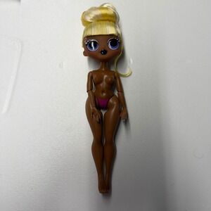 LOL Surprise OMG Melrose Fashion Doll Dark Skin Pink Bikini Blonde Hair Updo